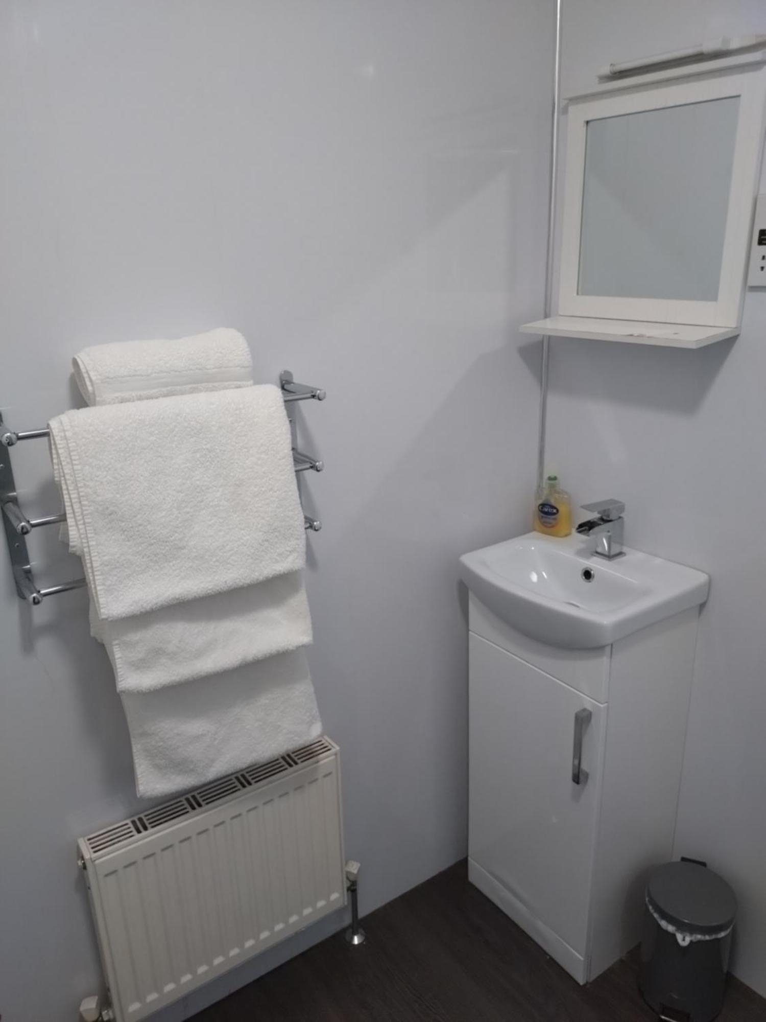 Anchorage Guest House - Also 1 Room Available With Hot Tub,Must Be Booked Separately Balloch Room photo