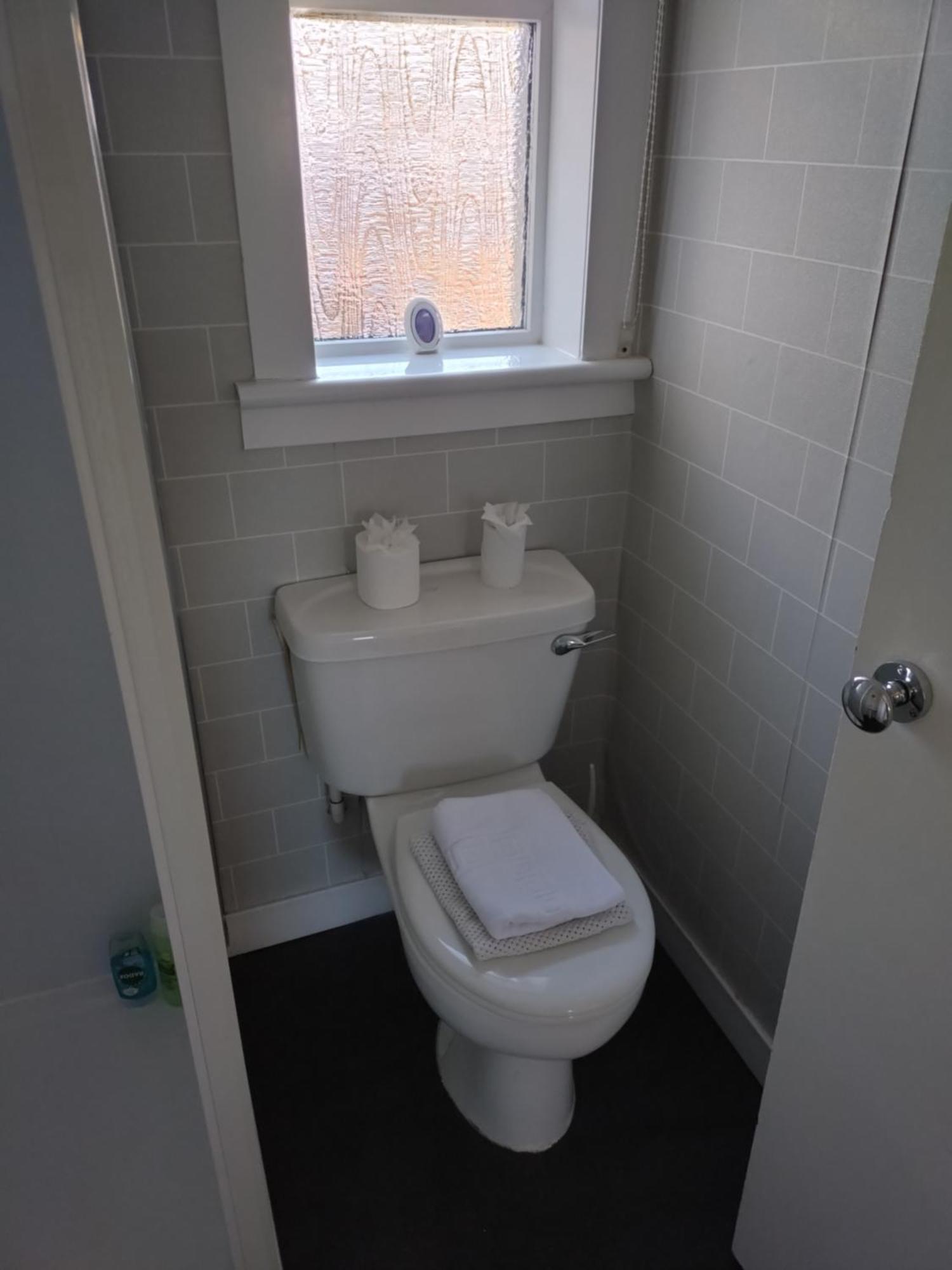 Anchorage Guest House - Also 1 Room Available With Hot Tub,Must Be Booked Separately Balloch Room photo