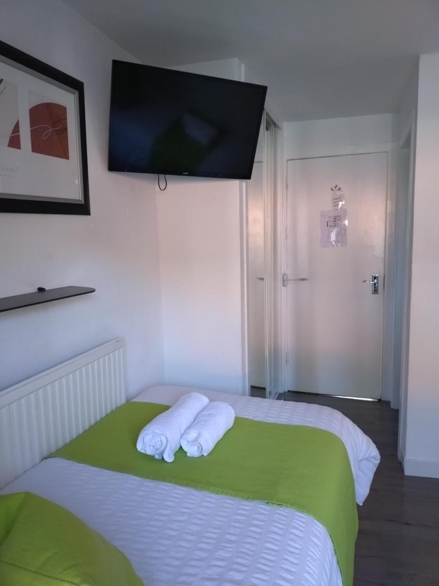 Anchorage Guest House - Also 1 Room Available With Hot Tub,Must Be Booked Separately Balloch Room photo