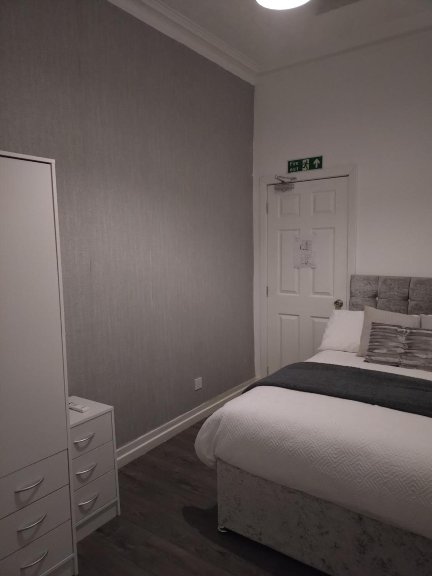 Anchorage Guest House - Also 1 Room Available With Hot Tub,Must Be Booked Separately Balloch Exterior photo